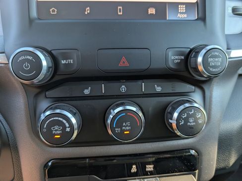 Used 2023 RAM 1500 Big Horn AWD/4WD image 28