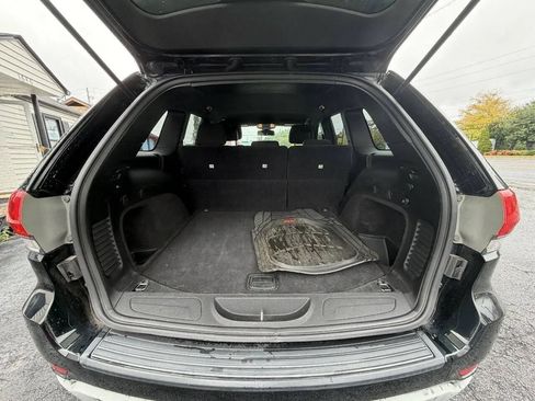 Used 2014 Jeep Grand Cherokee Laredo w/ Quick Order Package 23E AWD/4WD image 28