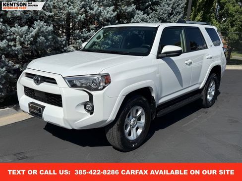 Used 2024 Toyota 4Runner SR5 image 3