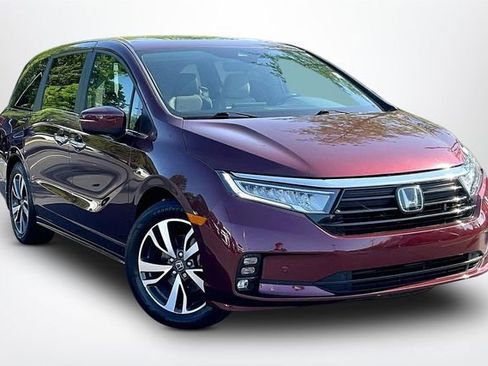 Used 2021 Honda Odyssey Touring image 1