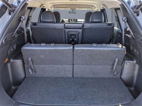 Used 2022 Mitsubishi Outlander SE image 14