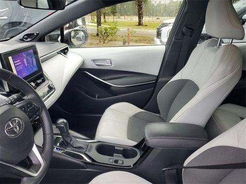 Used 2023 Toyota Corolla XSE image 14