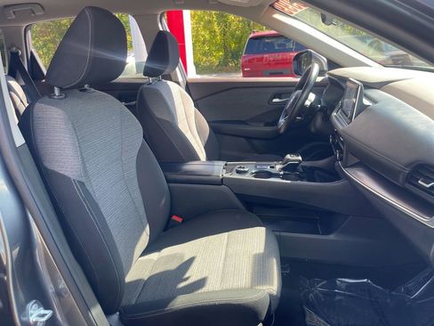 Certified 2023 Nissan Rogue SV image 14