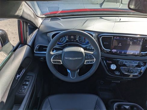 New 2025 Chrysler Voyager LX image 16