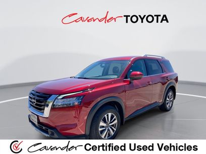 Used 2023 Nissan Pathfinder SL