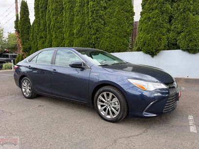 Used 2016 Toyota Camry XLE w/ Moonroof Package