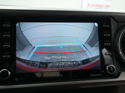 Used 2020 Toyota Tacoma SR5 image 18