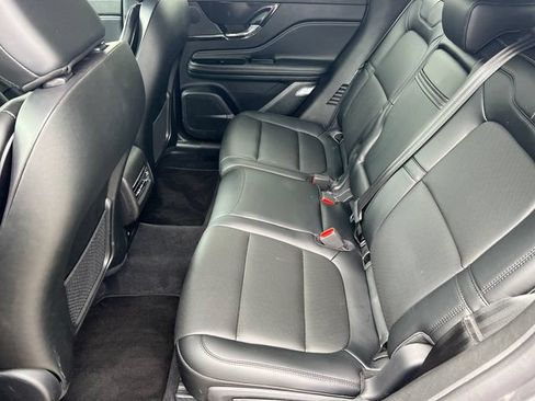 New 2026 Lincoln Corsair Premiere FWD image 21