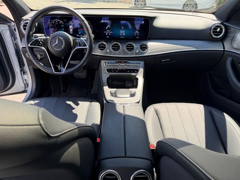Used 2021 Mercedes-Benz E 350 4MATIC Sedan image 18