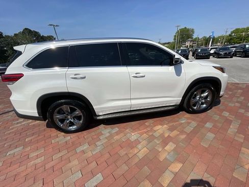 Used 2018 Toyota Highlander Limited Platinum image 36