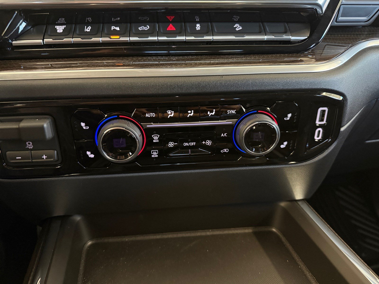 New 2026 Chevrolet Silverado 2500 LT w/ Trail Boss Package AWD/4WD image 28