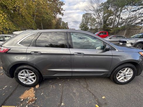 Used 2023 Ford Edge SEL image 10