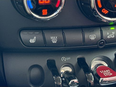 Certified 2023 MINI Cooper Clubman S w/ Signature Upholstery Package image 20