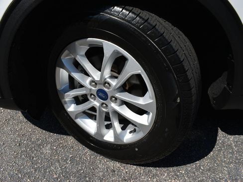 Used 2020 Ford Escape SE FWD image 42