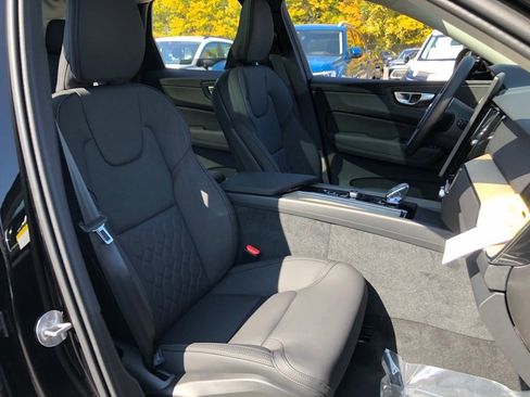 New 2026 Volvo XC60 B5 Plus w/ Protection Package Premier image 35