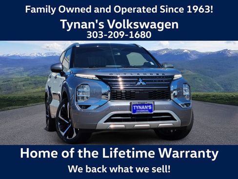 Used 2023 Mitsubishi Outlander 4WD Plug-In Hybrid image 1