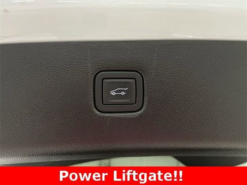Certified 2023 Chevrolet Blazer LT w/ Convenience Package image 16