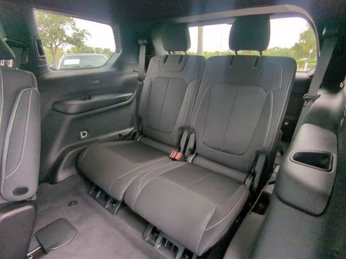Used 2025 Jeep Grand Cherokee L Laredo w/ Luxury Tech Group I AWD/4WD image 16