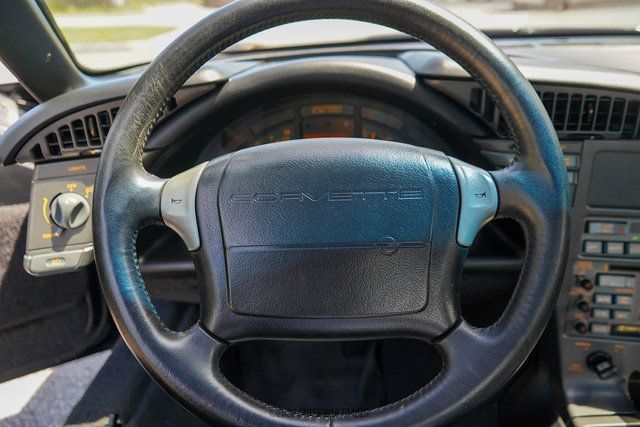 Used 1990 Chevrolet Corvette ZR-1 RWD image 40