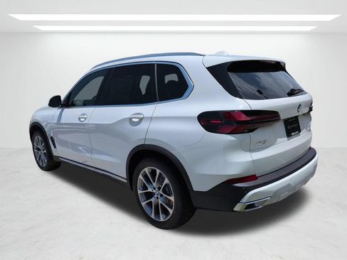 New 2026 BMW X5 sDrive40i w/ Parking Assistance Package RWD image 6