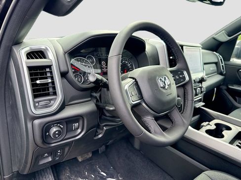 New 2026 RAM 1500 Big Horn AWD/4WD image 9