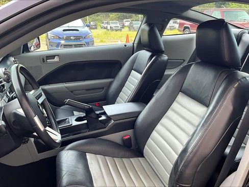 Used 2007 Ford Mustang GT Premium RWD image 6