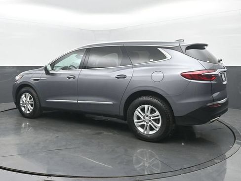 Used 2019 Buick Enclave Essence FWD image 3