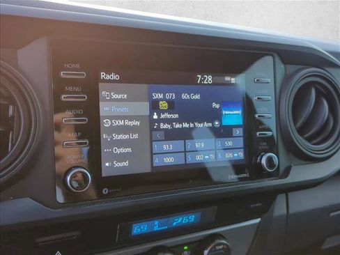 Used 2021 Toyota Tacoma SR image 17