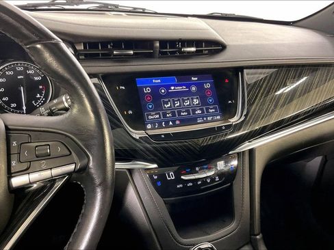 Used 2023 Cadillac XT6 Premium Luxury AWD/4WD image 8