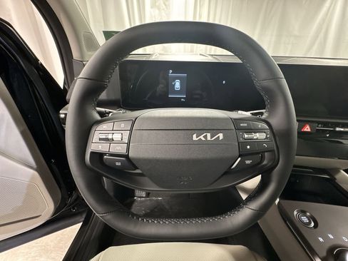 New 2026 Kia Sportage EX image 22