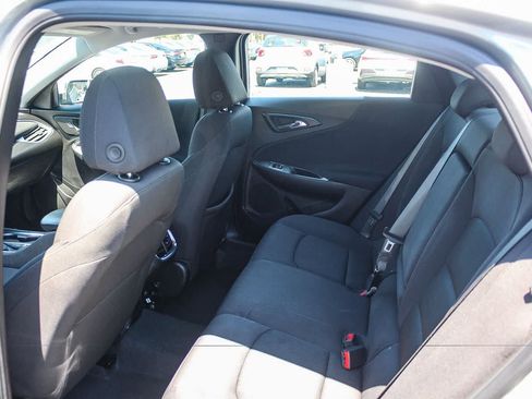 Used 2024 Chevrolet Malibu LT FWD image 23
