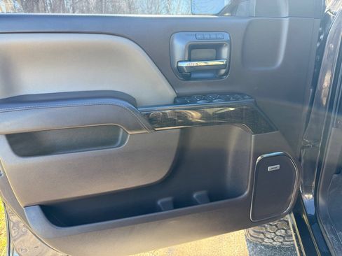 Used 2016 GMC Sierra 1500 Denali w/ Enhanced Driver Alert Package image 11