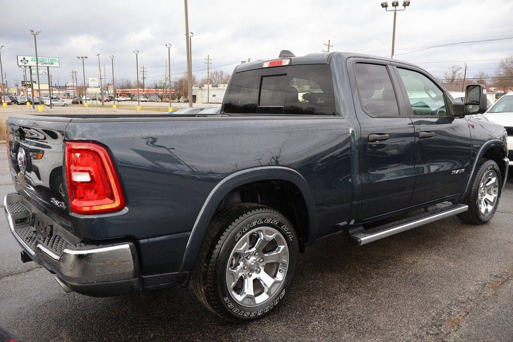 Used 2025 RAM 1500 Big Horn AWD/4WD image 3