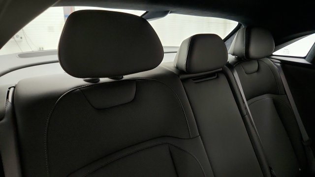 Used 2024 Lucid Air Pure RWD image 39