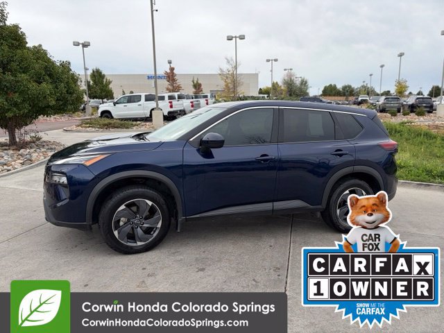 Used 2025 Nissan Rogue SV FWD image 2