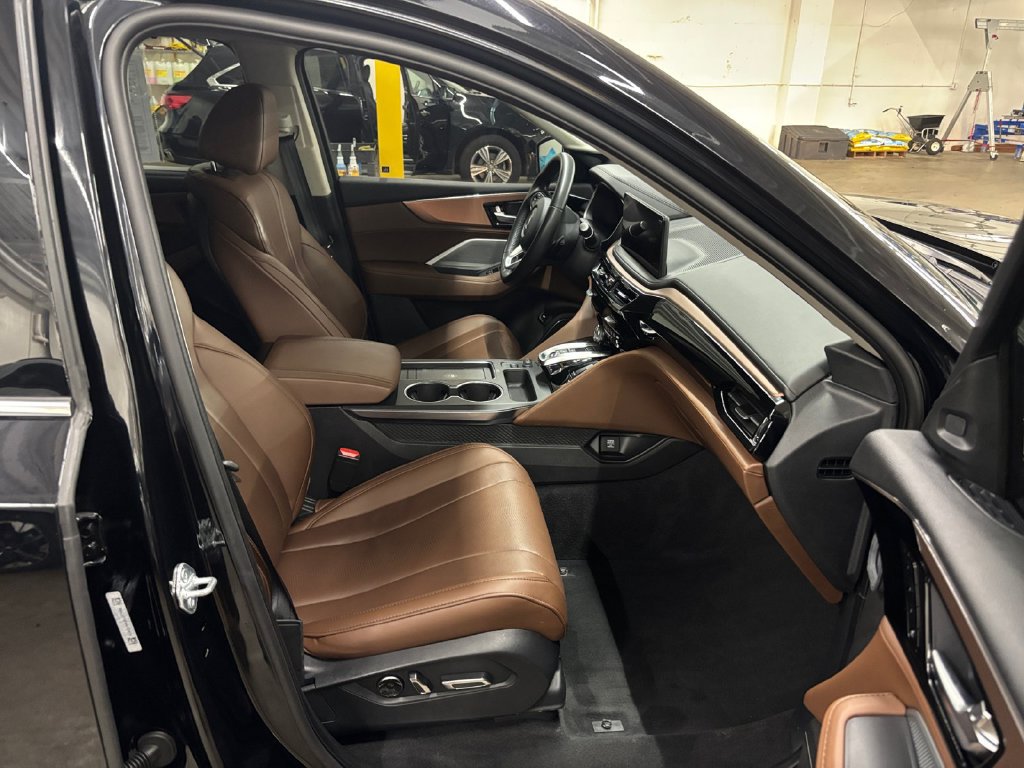 Certified 2025 Acura MDX w/ Technology Package AWD/4WD image 21