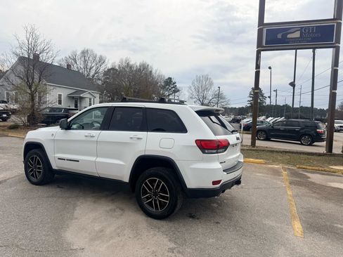 Used 2019 Jeep Grand Cherokee Trailhawk image 10