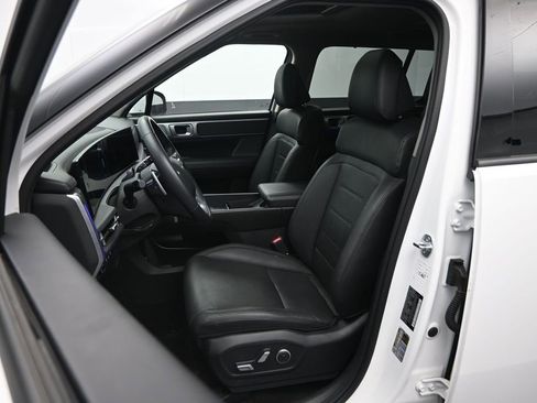 Used 2025 Hyundai Santa Fe Limited AWD/4WD image 20