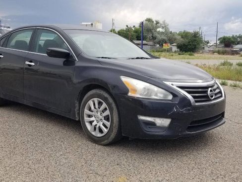 Used 2015 Nissan Altima 2.5 S w/ Power Driver Seat Package FWD image 1
