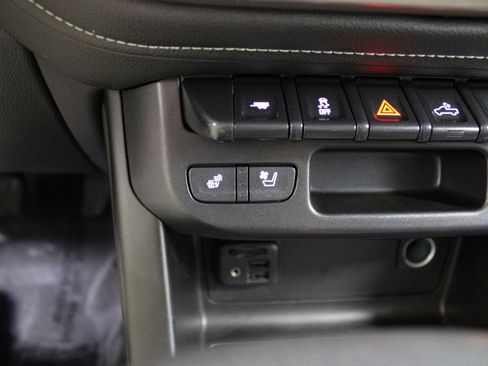 Used 2021 GMC Canyon Denali image 41