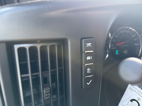 New 2025 Chevrolet Express 3500 Work Van w/ Power Convenience Package image 18