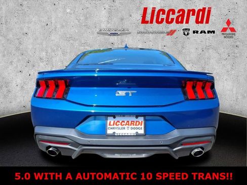 Used 2024 Ford Mustang GT Premium image 3