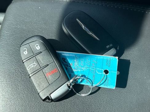 Used 2016 Chrysler 200 LX image 29