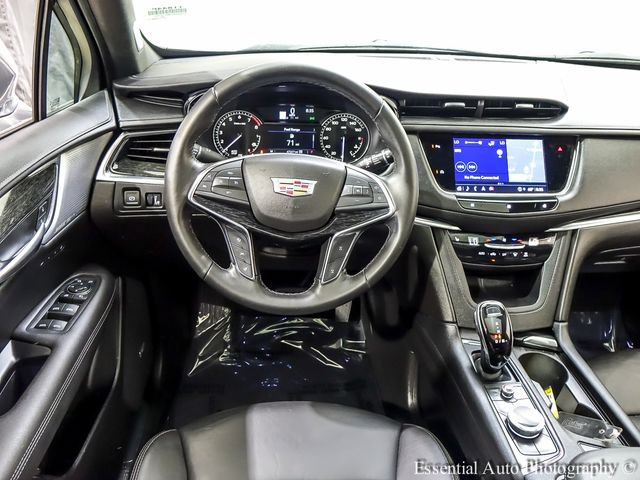 Certified 2021 Cadillac XT5 Premium Luxury AWD/4WD image 3