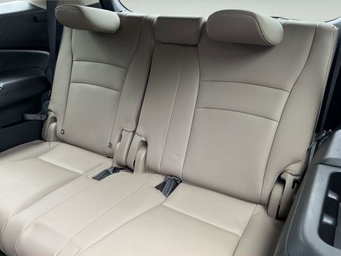 Used 2021 Honda Pilot EX-L image 17