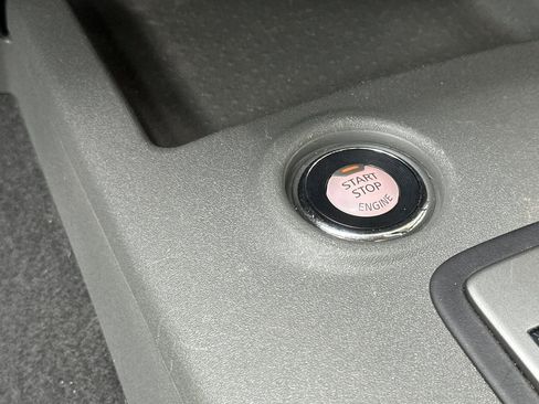 Used 2021 Nissan Frontier SV w/ SV Utility Package AWD/4WD image 23