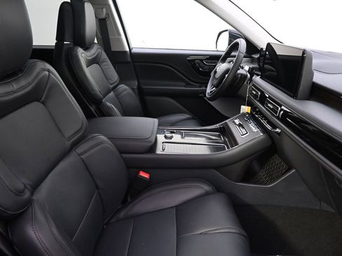 New 2026 Lincoln Aviator Reserve AWD/4WD image 14