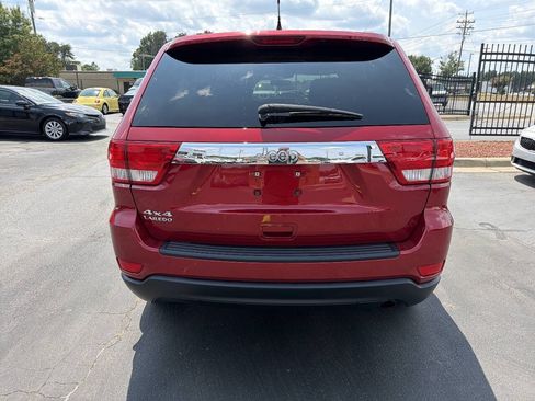 Used 2011 Jeep Grand Cherokee Laredo AWD/4WD image 6
