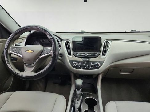 Used 2024 Chevrolet Malibu LS w/ Driver Confidence Package FWD image 24