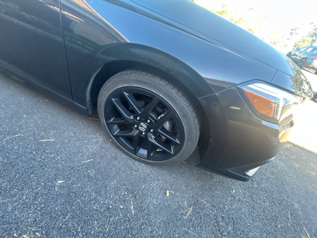 Used 2023 Honda Civic Sport image 8